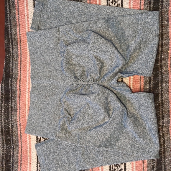 Women's CHRLEISURE butt lifting leggings - Picture 4 of 9